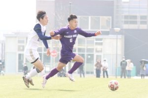 DF松尾-300x200 連携生かし、4得点で初戦突破!