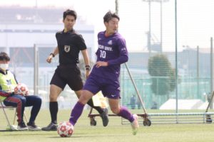 FW久乗-300x200 連携生かし、4得点で初戦突破!