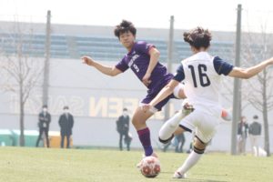 FW西村-300x200 連携生かし、4得点で初戦突破!