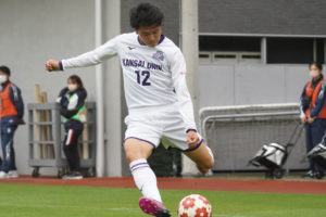 12-アシスト-300x200 格上相手に大勝！６年ぶりに大阪選手権決勝へ