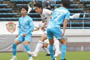 17-４点目-300x200 格上相手に大勝！６年ぶりに大阪選手権決勝へ