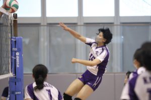 1FFA7453-2BF3-4D56-8800-29B6A1CF168D-300x200 決勝トーナメント初日、関大バレーで2連勝!