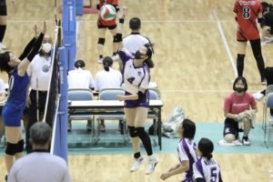 71D6ECC0-B051-492E-BAAA-C567DBE5BB52-300x200 フルセットの死闘の末敗北。ベスト16で西カレを締めくくる