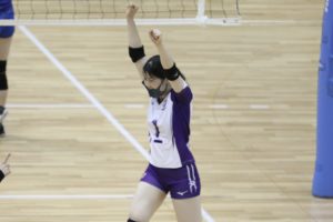 ABF17D12-A82E-494E-BED8-E1D0EB569C39-300x200 フルセットの死闘の末敗北。ベスト16で西カレを締めくくる