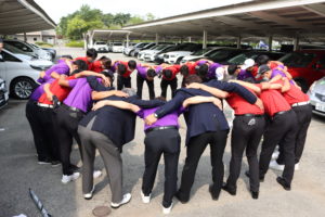 EF5A4F57-2D91-4447-B90B-FC1638F026F2-300x200 全員で掴んだ勝利！連敗記録止めた