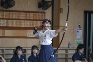 -1-300x200 関関戦すべての試合で白星をつかみ圧勝！