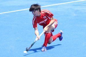 -300x200 果敢な攻撃と堅守で関学大に勝利！