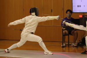 -300x200 関大、フルーレで勝ち切り優勝