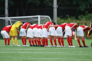 01-300x200 ［ULTRAS］後半45分のＭＦ古賀弾で引き分け。関関戦で意地見せた