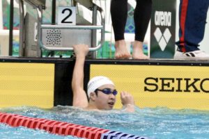 2EAC578C-0AD8-4910-9AEE-D0B8434E9F44-300x200 団体では男女ともに悔しさ残るも、廣本が200㍍平泳ぎ優勝！