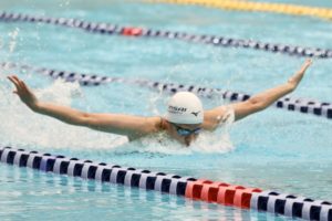 7169176A-4F2B-4EBF-8AAC-3EAFDD7229B0-300x200 団体では男女ともに悔しさ残るも、廣本が200㍍平泳ぎ優勝！