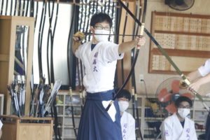 -300x200 昨年に続き、全日本学生選手権大会で２名が予選通過