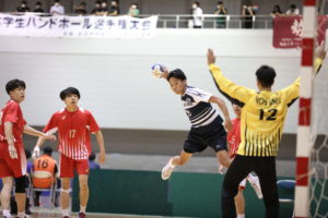 15-2-300x200 グループリーグ全勝で、決勝トーナメント進出とインカレ出場決めた