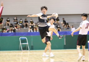 224A0253-scaled-e1660548624195-286x200 強豪２校と好ゲームを繰り広げ、西カレ４強！