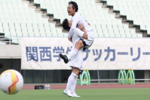 9970041C-DC9C-4314-87E9-0B0F988567D0-300x200 びわこ大に６ー１大勝！首位と勝ち点差１の４位でリーグ折り返し