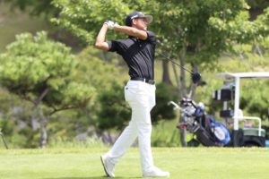 A361CB08-1189-4C33-84F2-DF36DABD139C-300x200 健闘見せるも悔しさ残る。真鍋は２年連続日本学生選手権へ