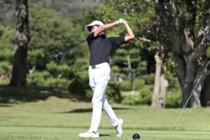 C15456A4-895D-43B3-A76A-B9375F7DFCD8-300x200 健闘見せるも悔しさ残る。真鍋は２年連続日本学生選手権へ