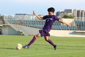 IMG_8204-2-300x200 前期1位の可能性は消滅したが、最後に執念を見せ勝ち点1を獲得