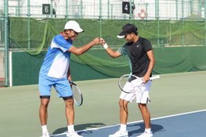 S__98189321-300x200 インカレ５日目、ベスト４揃う