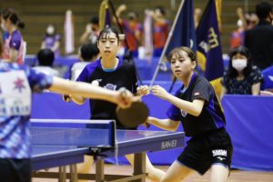 E154B6FD-E65F-44FF-823D-9832BA3E16F4-300x200 リーグ1勝目で笑顔見せる