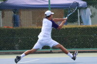 IMG_0077-200x133 【テニス】近大に勝利し、男子は全勝優勝！リーグ３連覇を果たした