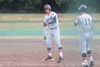 IMG_0584-200x133 【準硬式野球】堀田の適時三塁打で追いつくも、手痛い引き分け