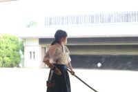 IMG_2173-200x133 【弓道女子】白星を飾り、2部全勝優勝に王手。