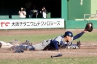 IMG_4871-200x133 【野球】４点差ひっくり返されサヨナラ負け