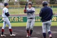 1AEDE58D-F424-43C7-A021-078300FB20CBIMG_4691-200x133 【野球】開幕戦は両者譲らぬ戦いに