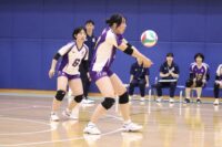 IMG_8426-200x133 【バレーボール女子】園大にストレート勝利！リーグ首位で初週を終えた